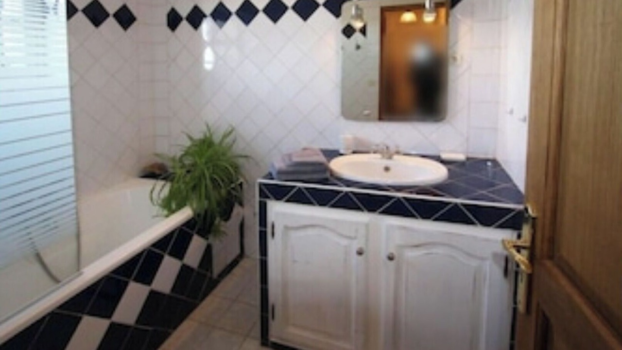 Photo of Bathroom in Cavaillon
