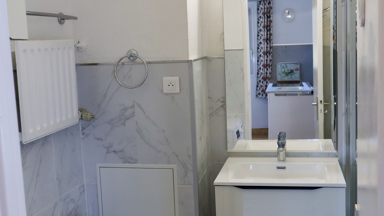 Photo of Bathroom in Mandelieu-La-Napoule