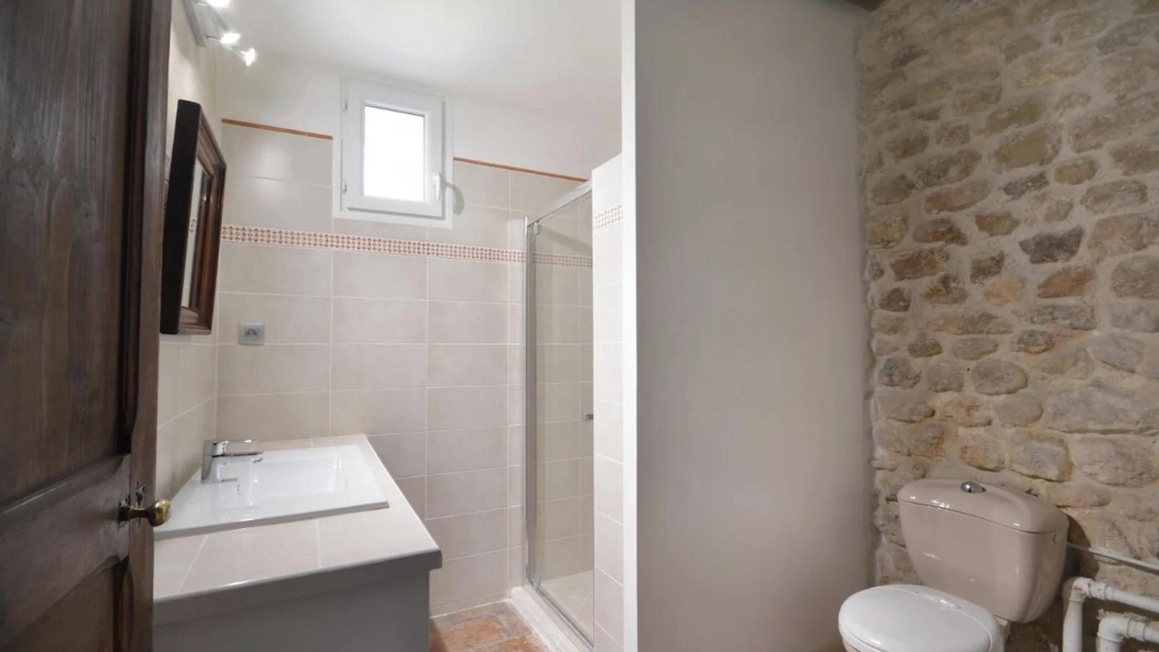 Photo of Bathroom in Saintes-Maries-de-la-Mer