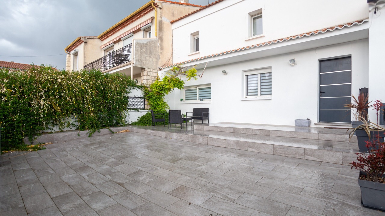 Photo of Patio Balcony in Salon-de-Provence