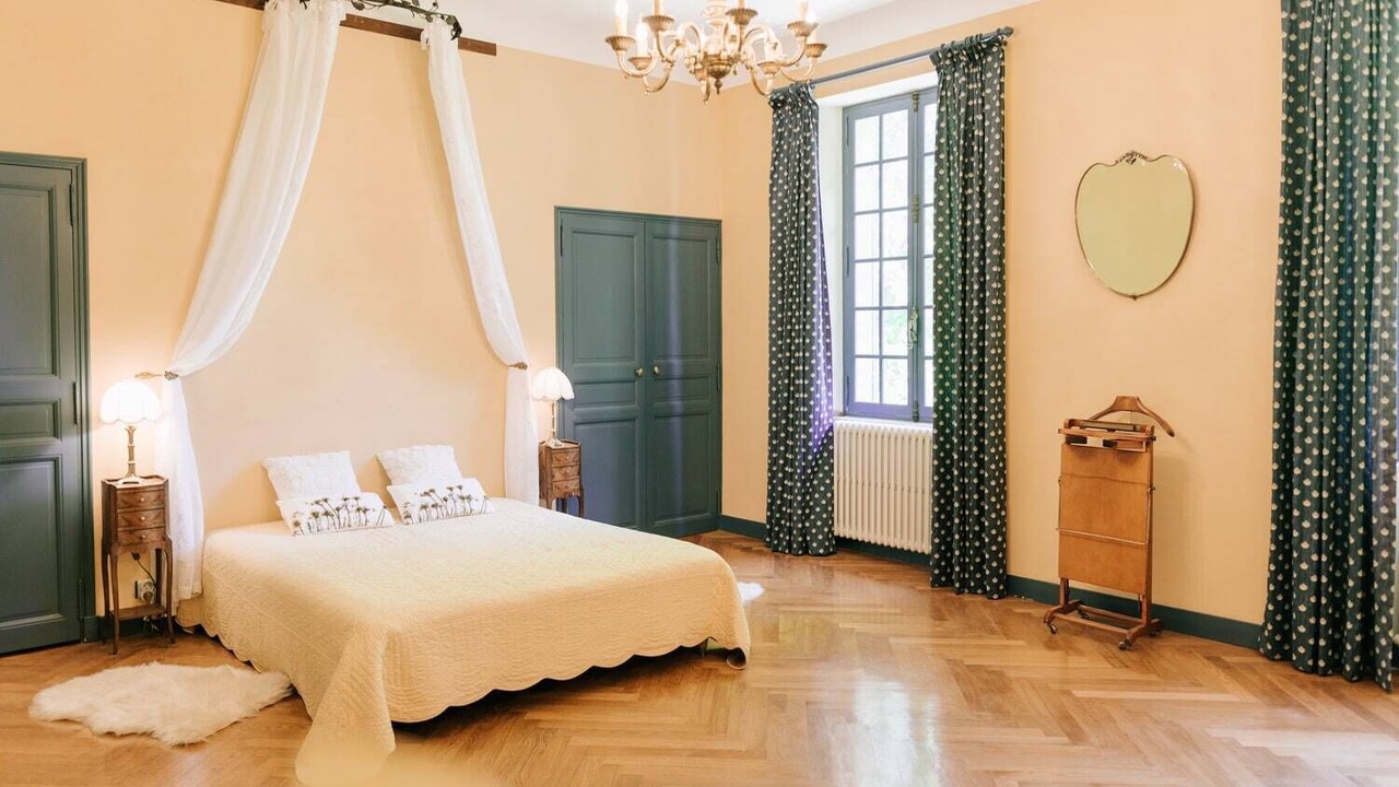 Photo of Bedroom in Lamanon