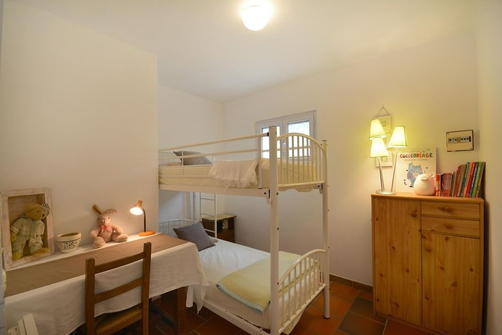 Photo of Bedroom in Les Baux-de-Provence