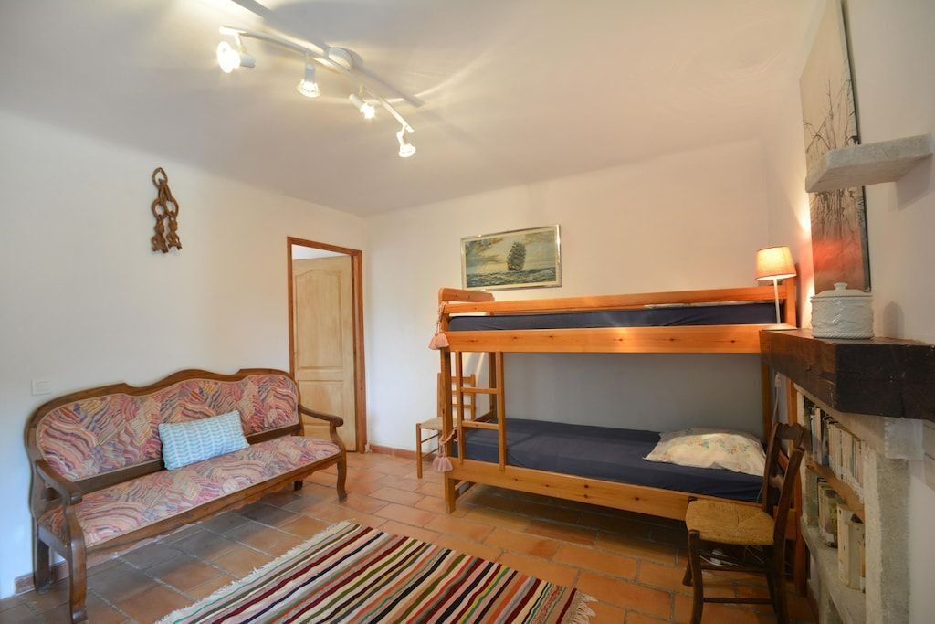 Photo of Bedroom in Les Baux-de-Provence