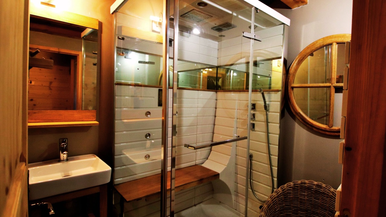 Photo of Bathroom in Vars