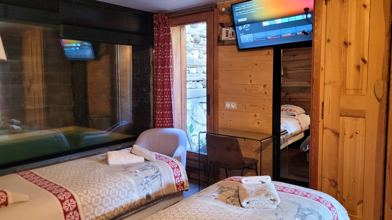 Photo of Bedroom in Vars