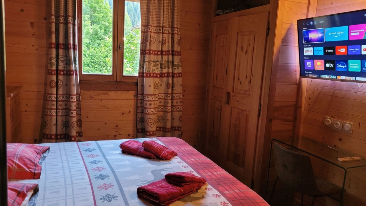 Photo of Bedroom in Vars