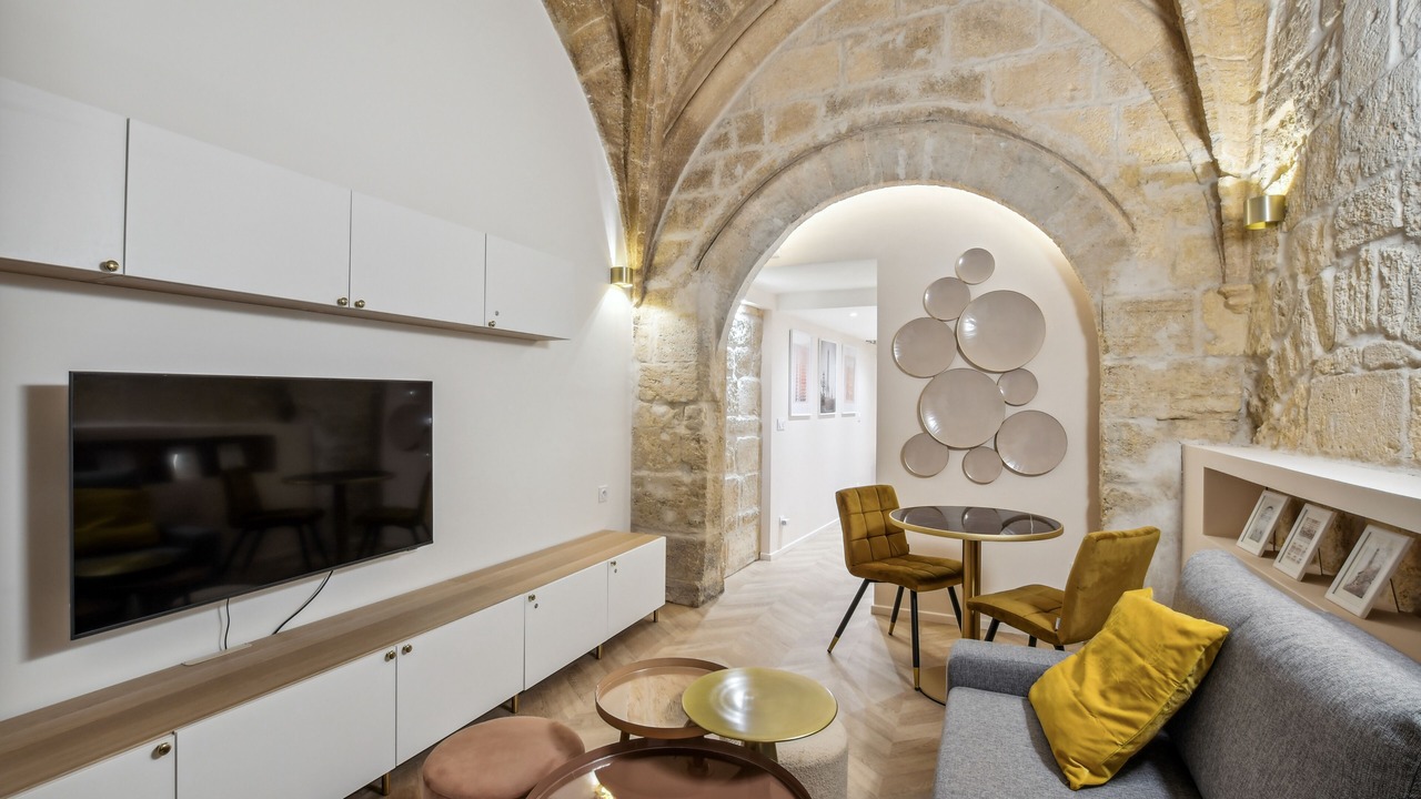 Photo of Livingroom in Historic Centre