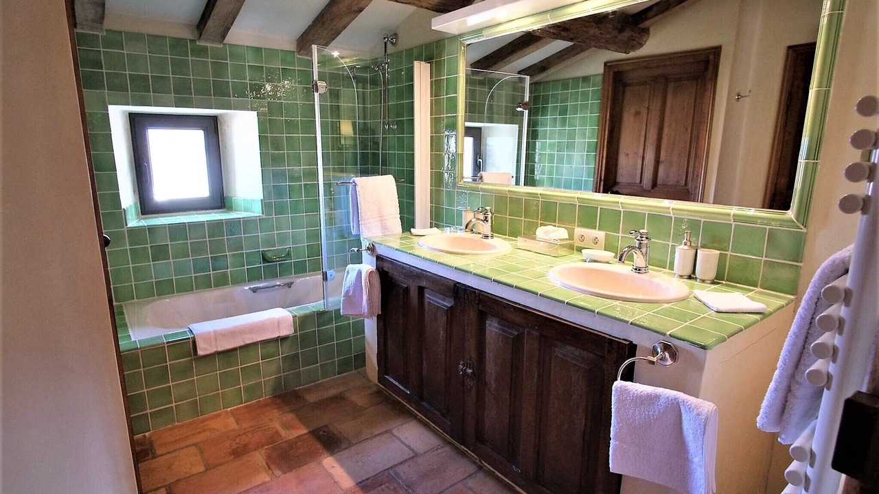 Photo of Bathroom in Bonnieux