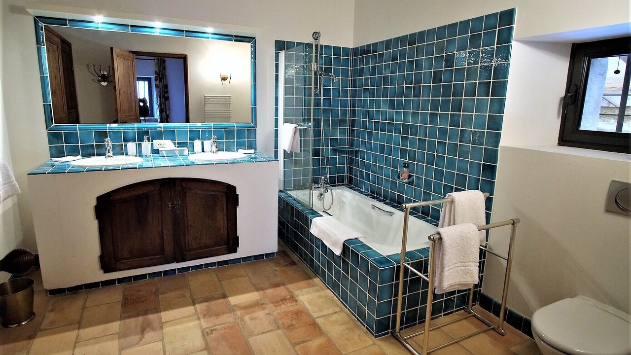 Photo of Bathroom in Bonnieux