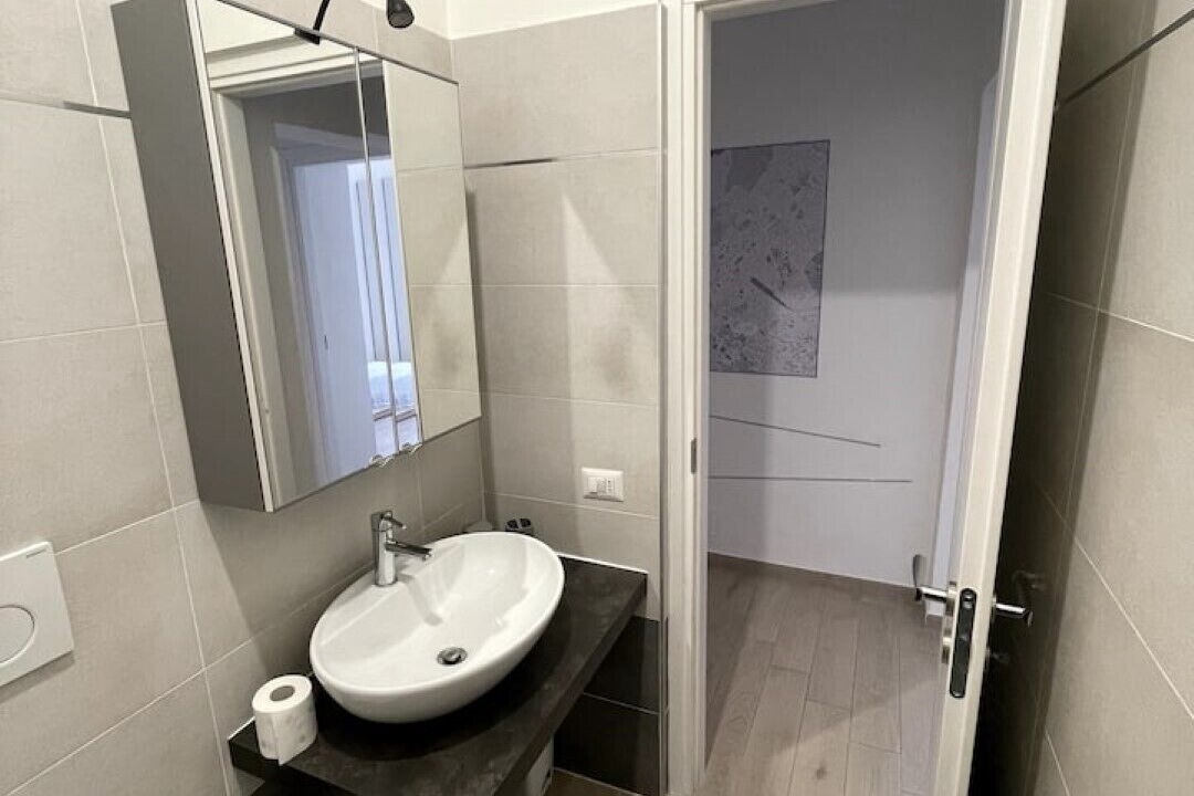 Photo of Bathroom in Esquilino