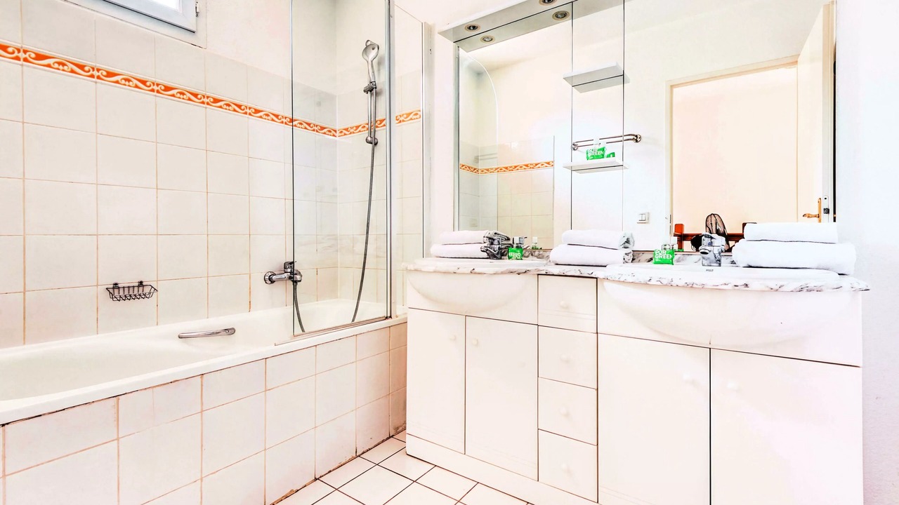 Photo of Bathroom in Pont Royal
