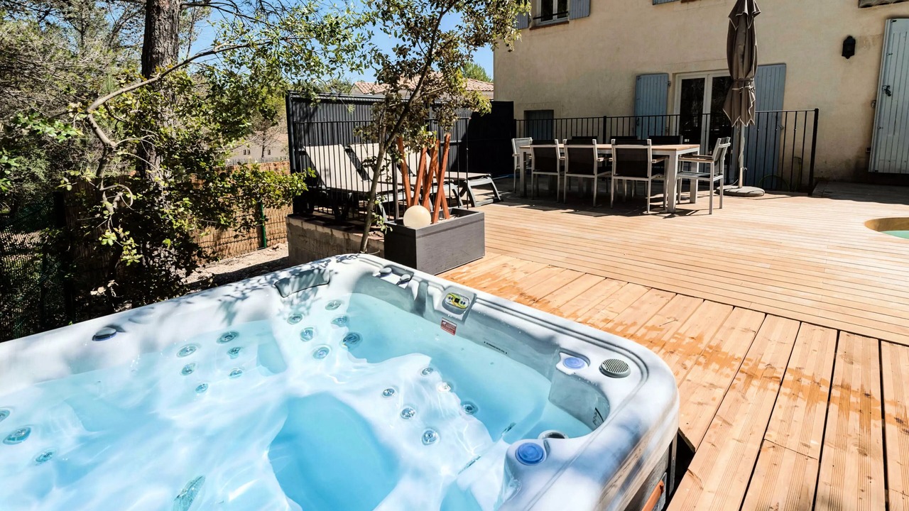 Photo of Outdoor in Pont Royal