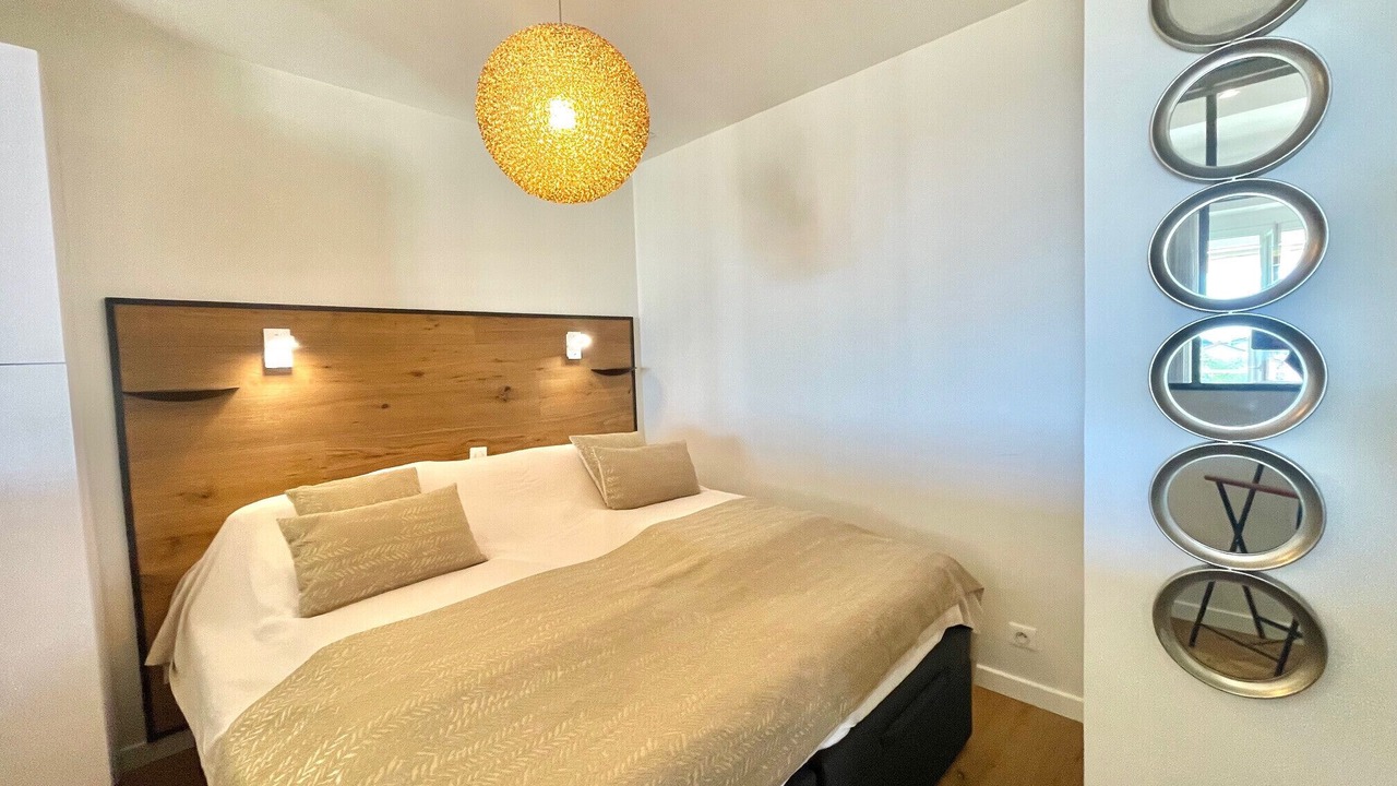 Photo of Bedroom in California - Pezou