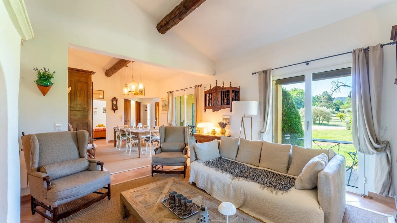 Photo of Livingroom in Eygalieres