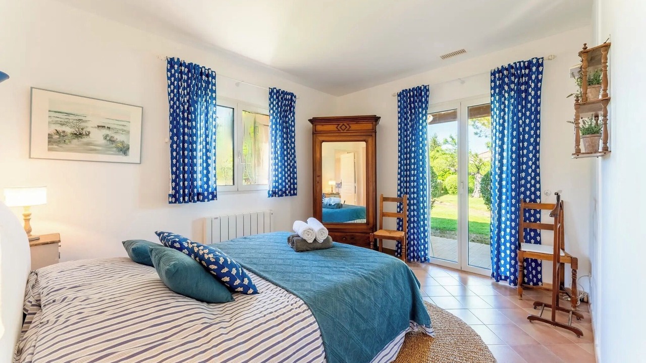Photo of Bedroom in Eygalieres
