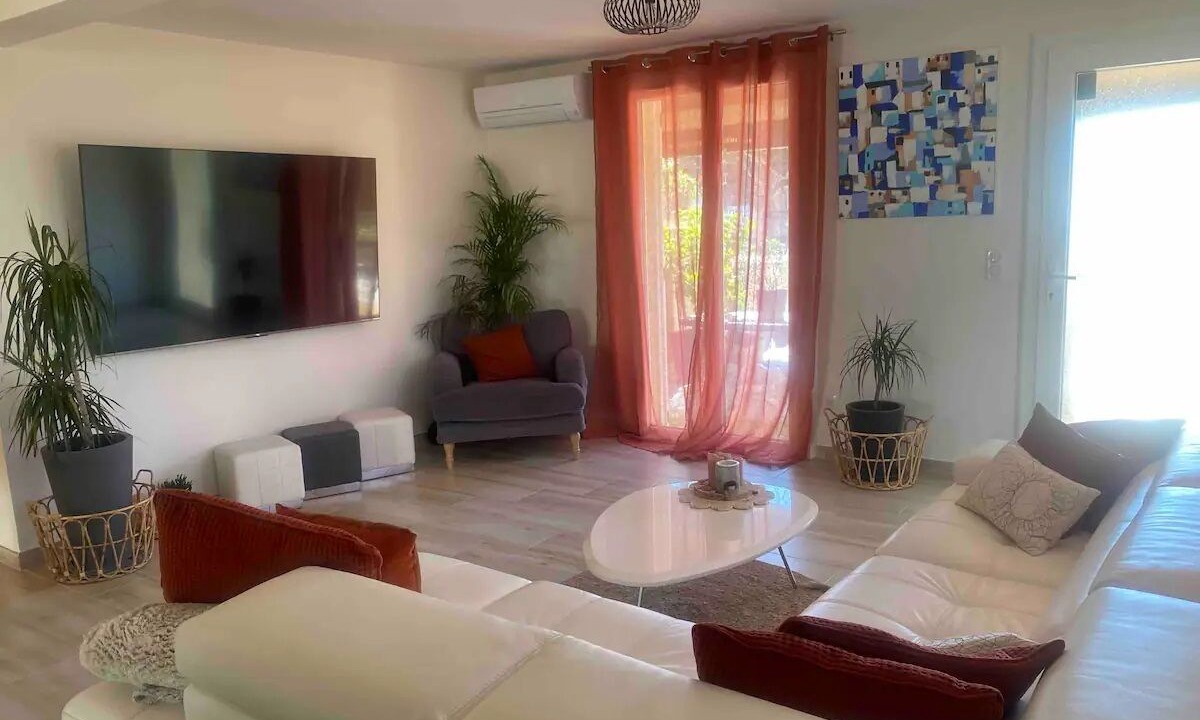 Photo of Livingroom in Frontignan