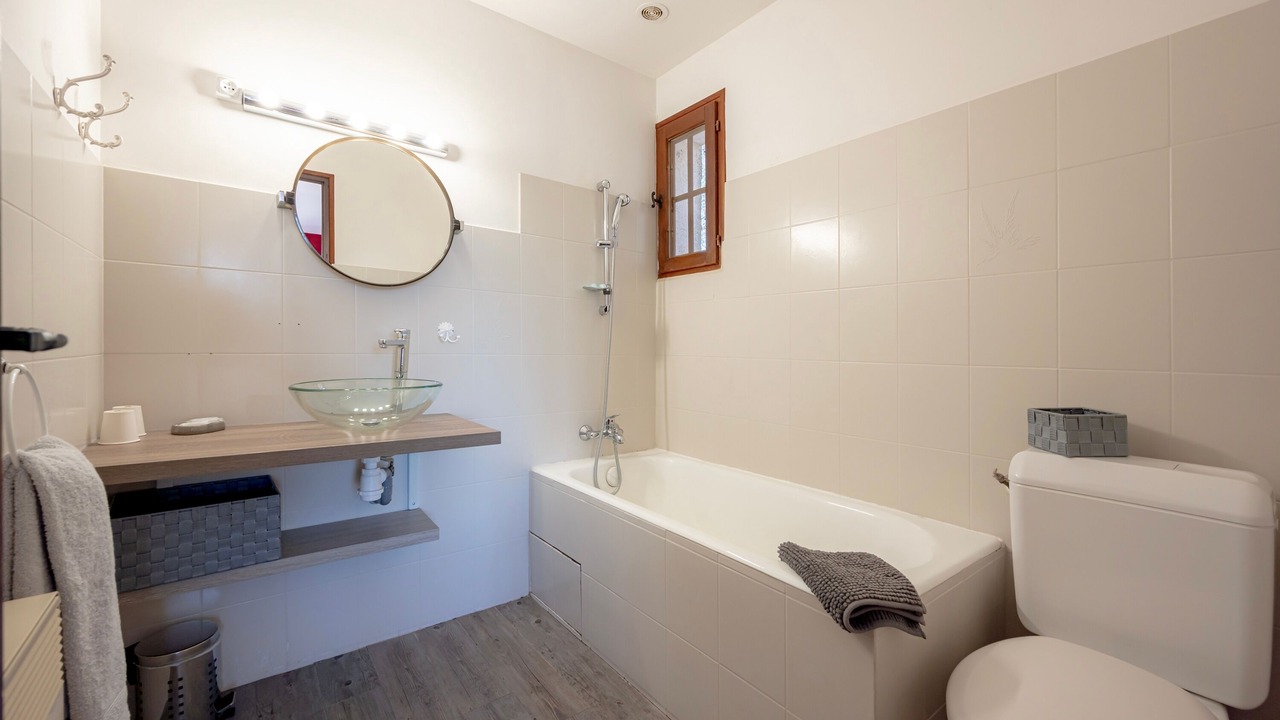 Photo of Bathroom in Ponteves