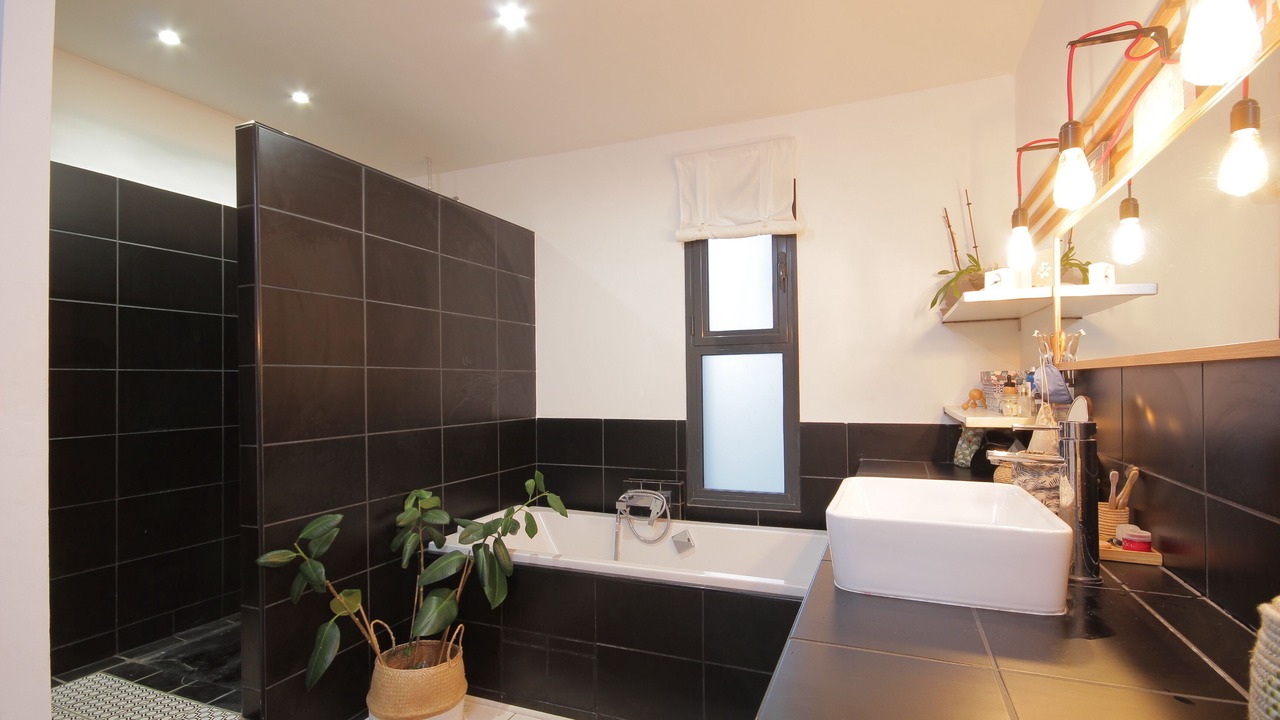 Photo of Bathroom in Caremeau