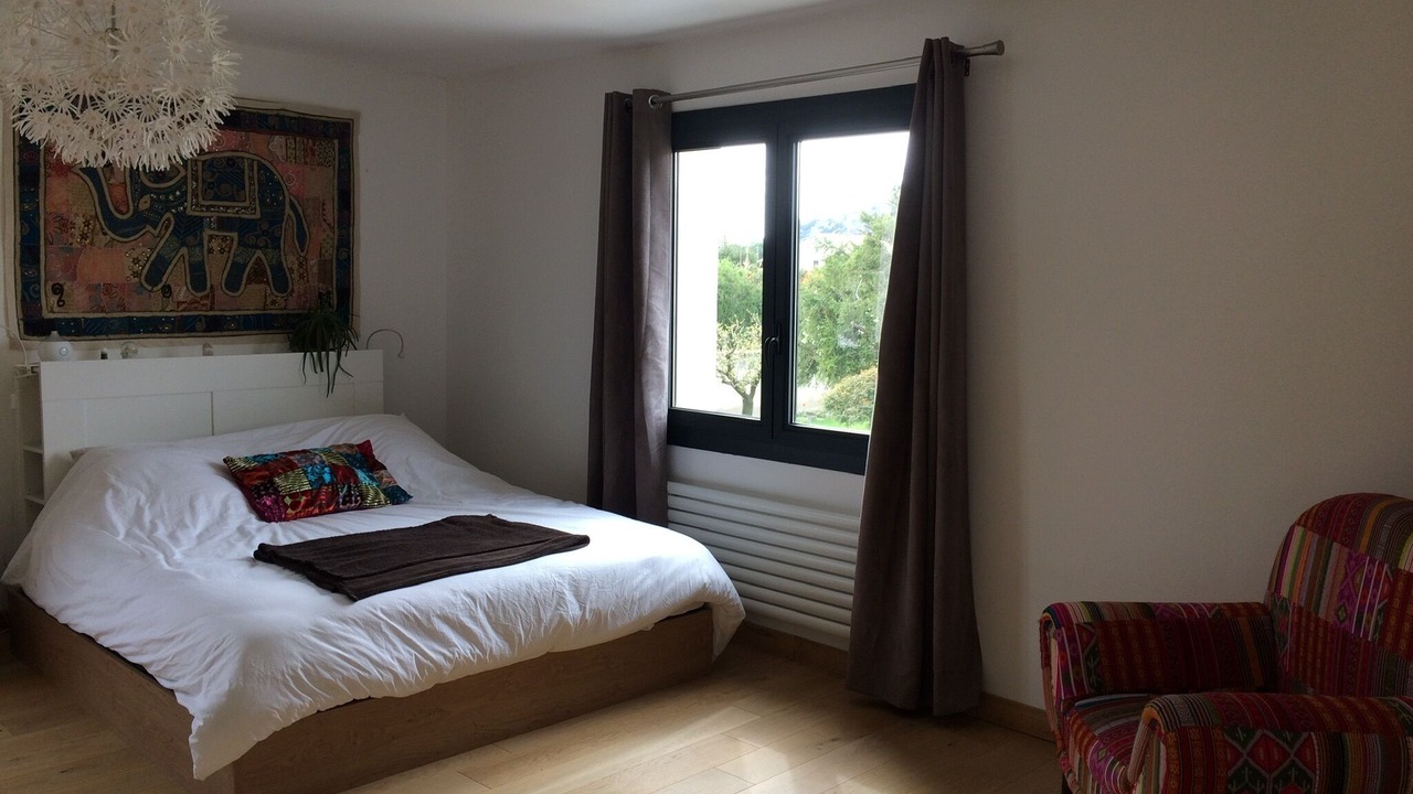 Photo of Bedroom in Cavaillon