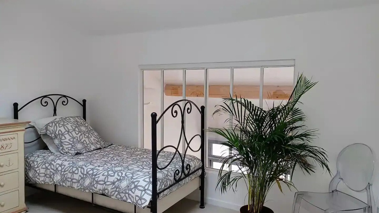 Photo of Bedroom in Avignon City Centre