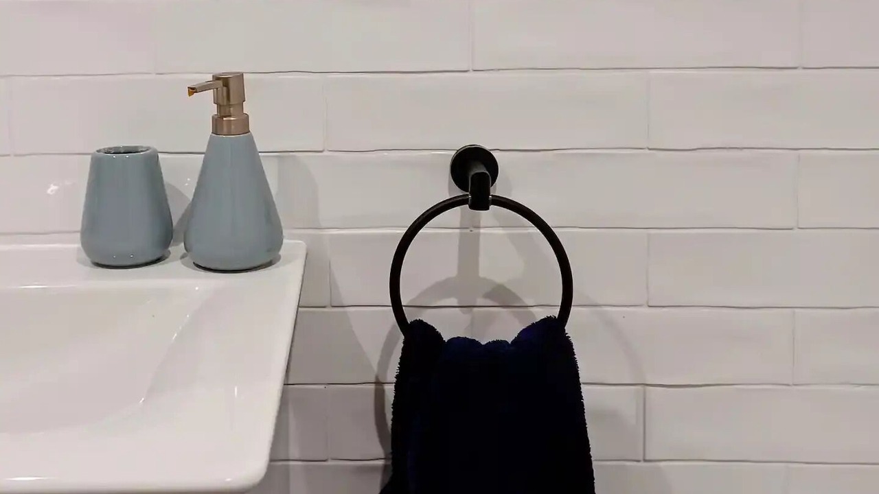 Photo of Bathroom in Avignon City Centre