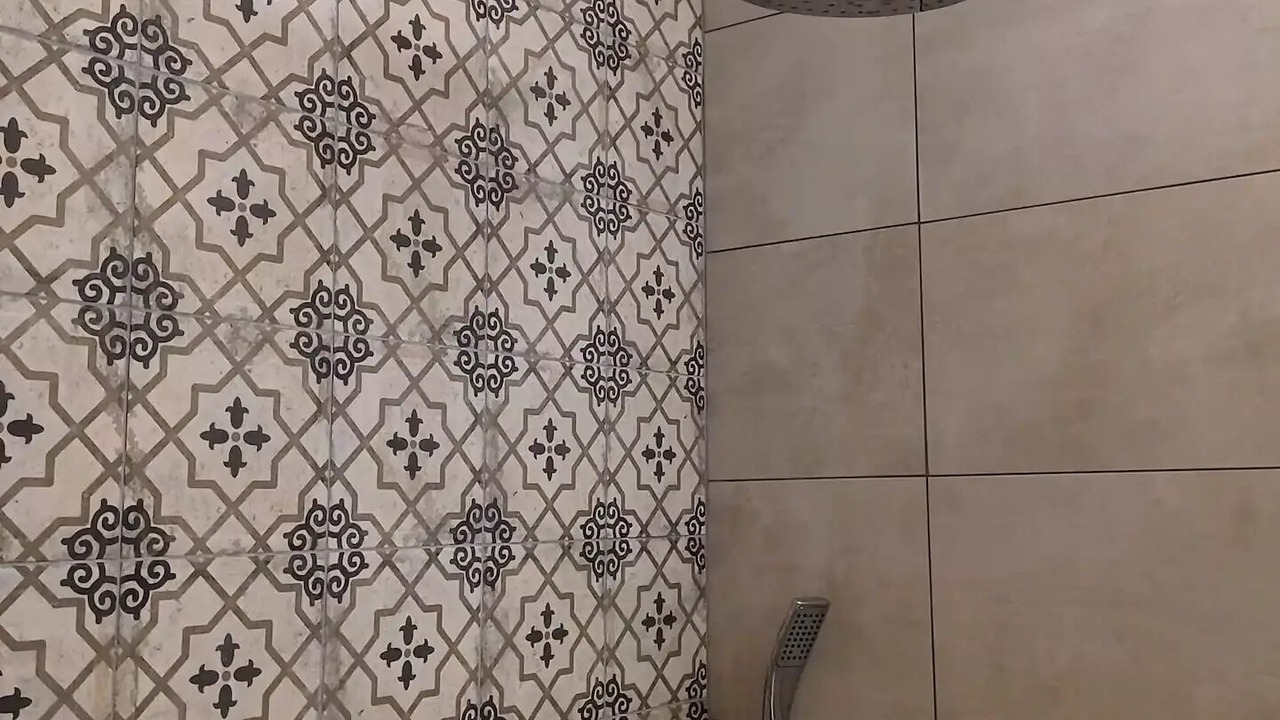 Photo of Bathroom in Avignon City Centre