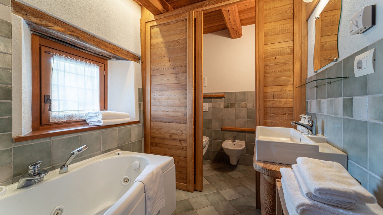 Photo of Bathroom in Marmora