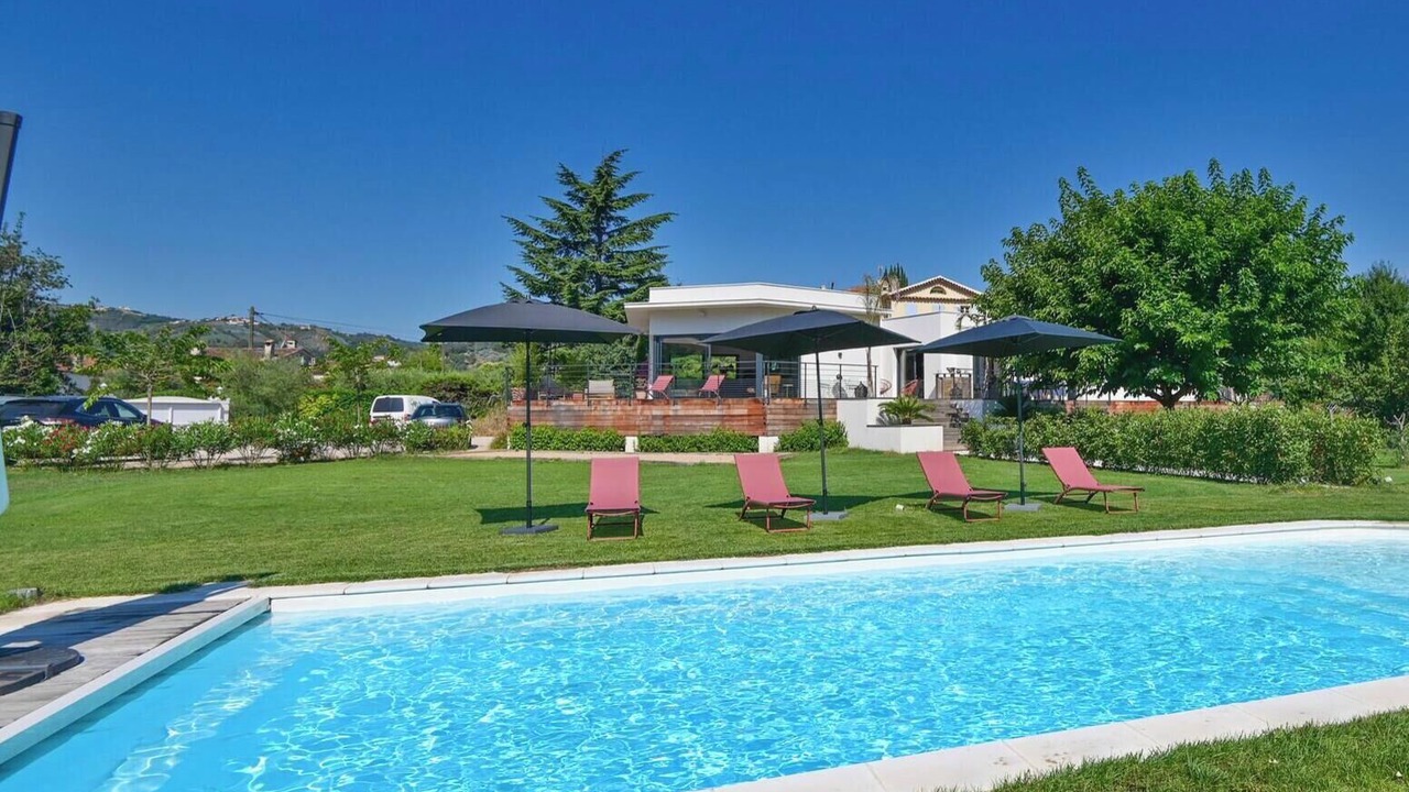 Photo of Outdoor in Pegomas
