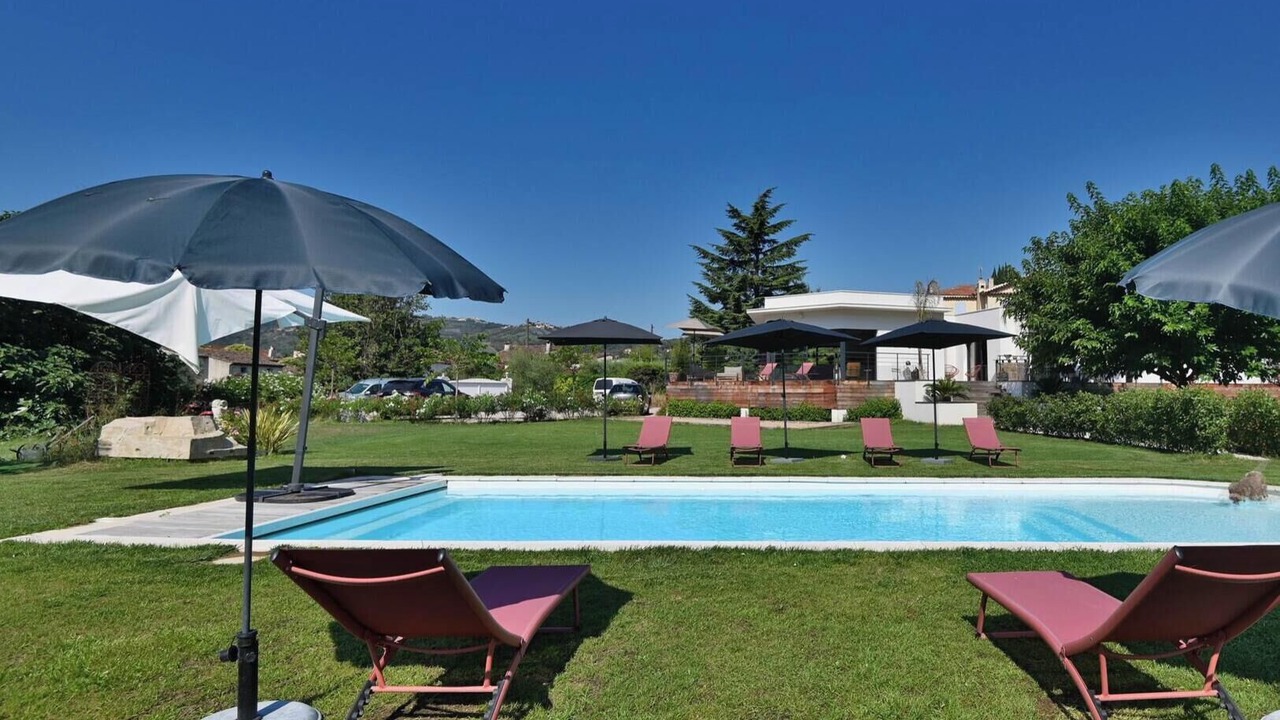 Photo of Outdoor in Pegomas