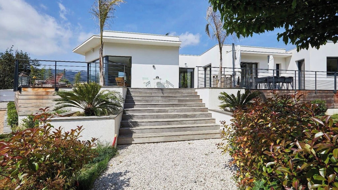 Photo of Outdoor in Pegomas