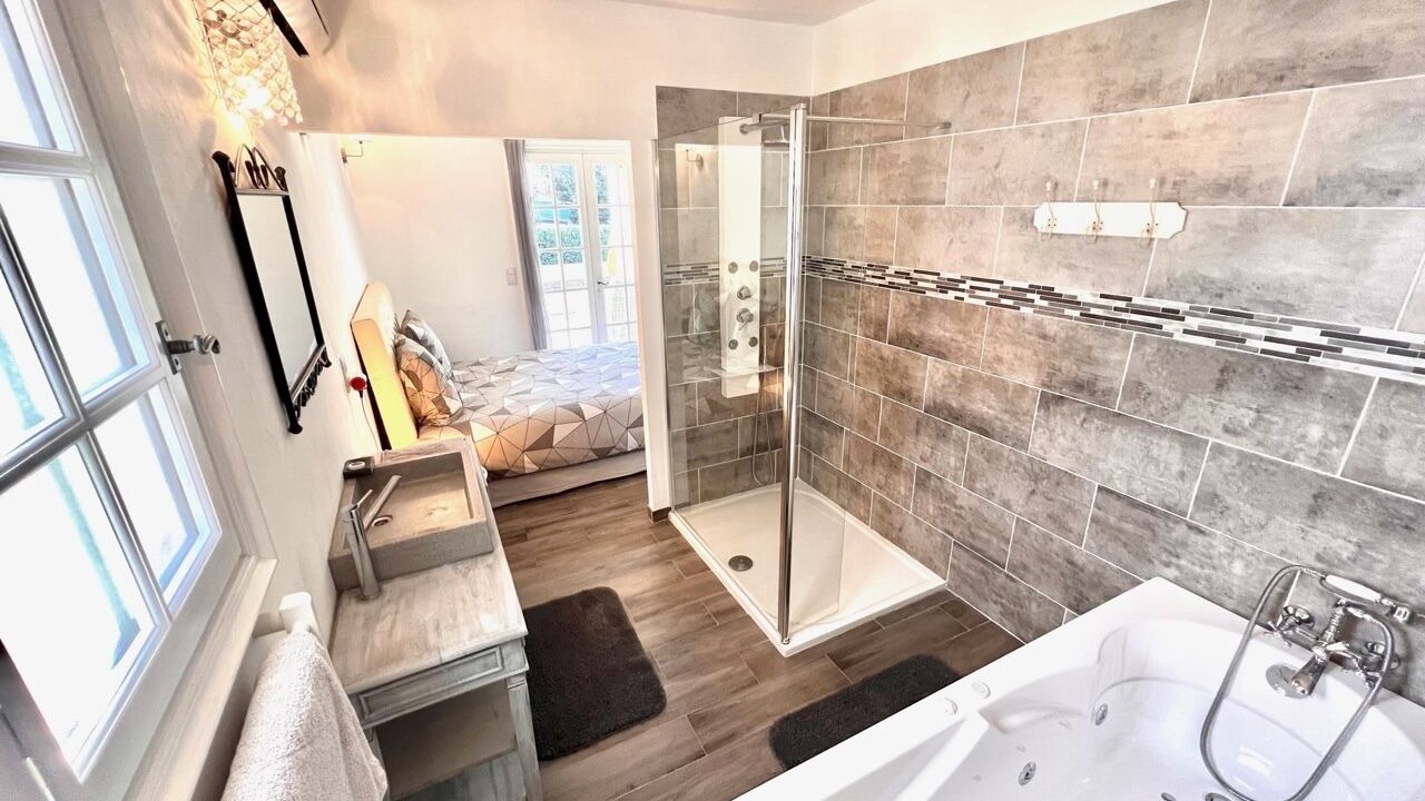 Photo of Bathroom in Pegomas
