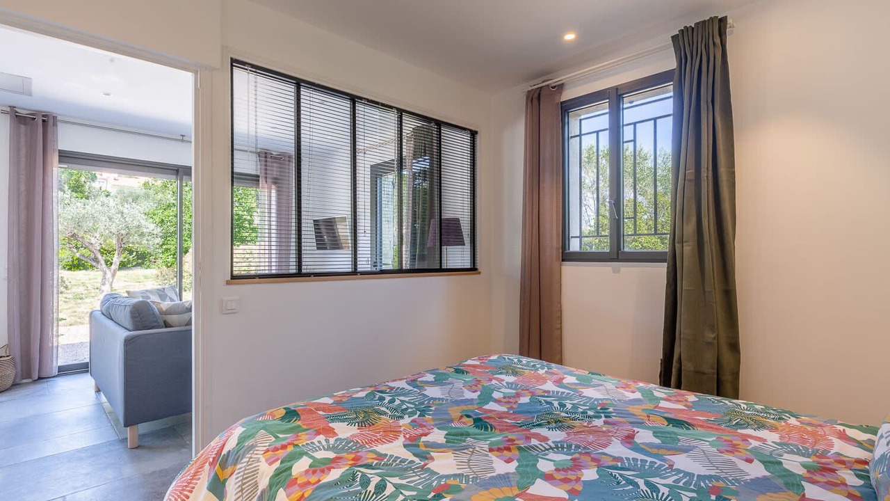 Photo of Bedroom in Saint-Tropez