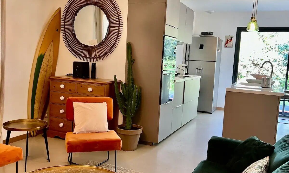 Photo of Livingroom in Saint-Quentin-la-Poterie