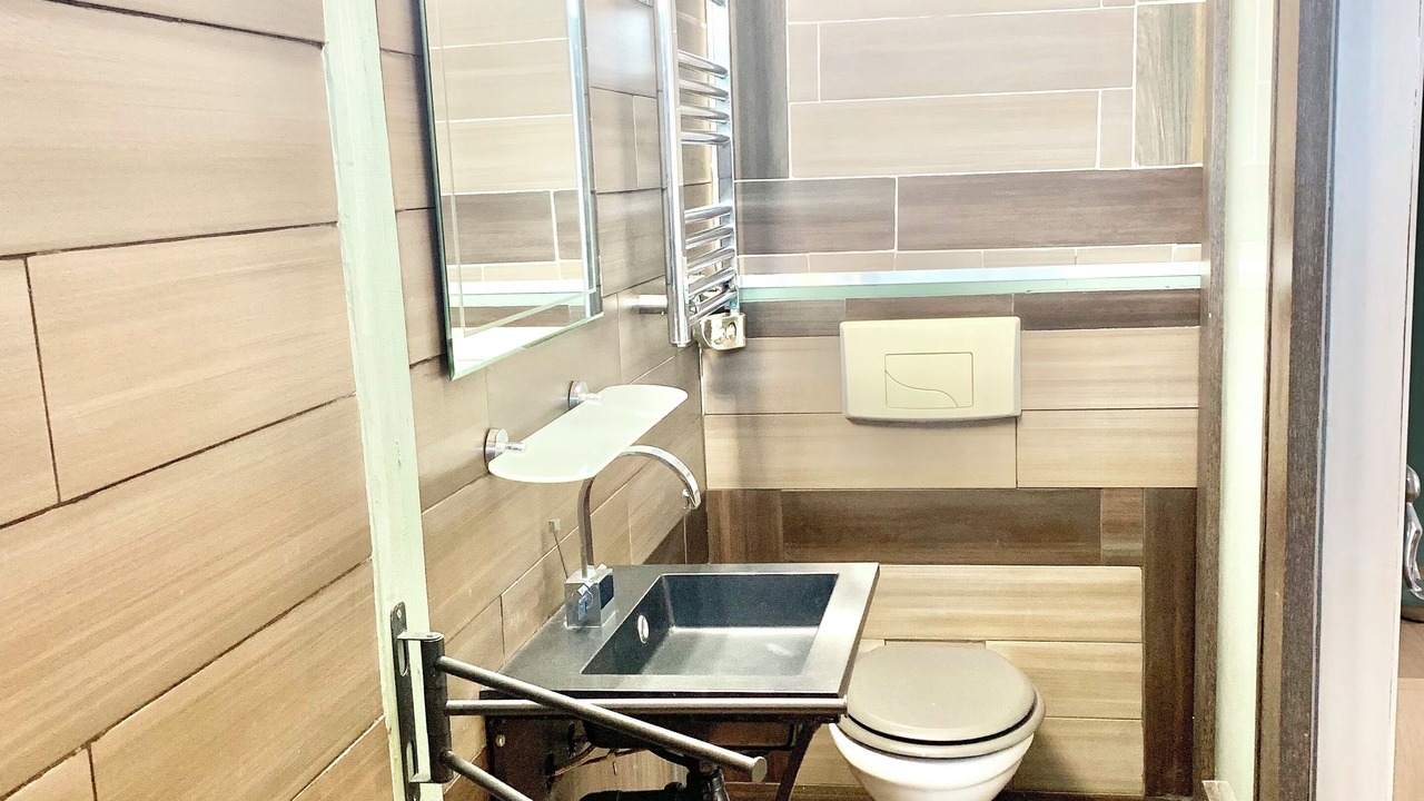 Photo of Bathroom in Peille