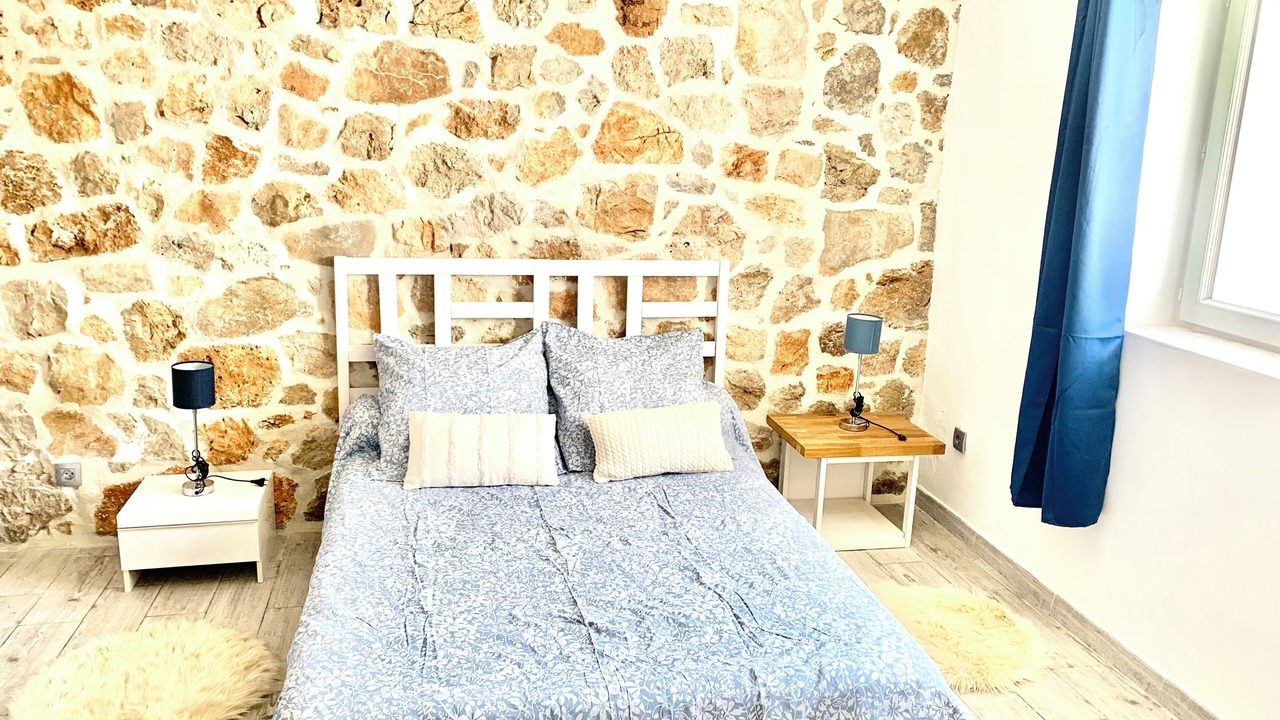 Photo of Bedroom in Peille
