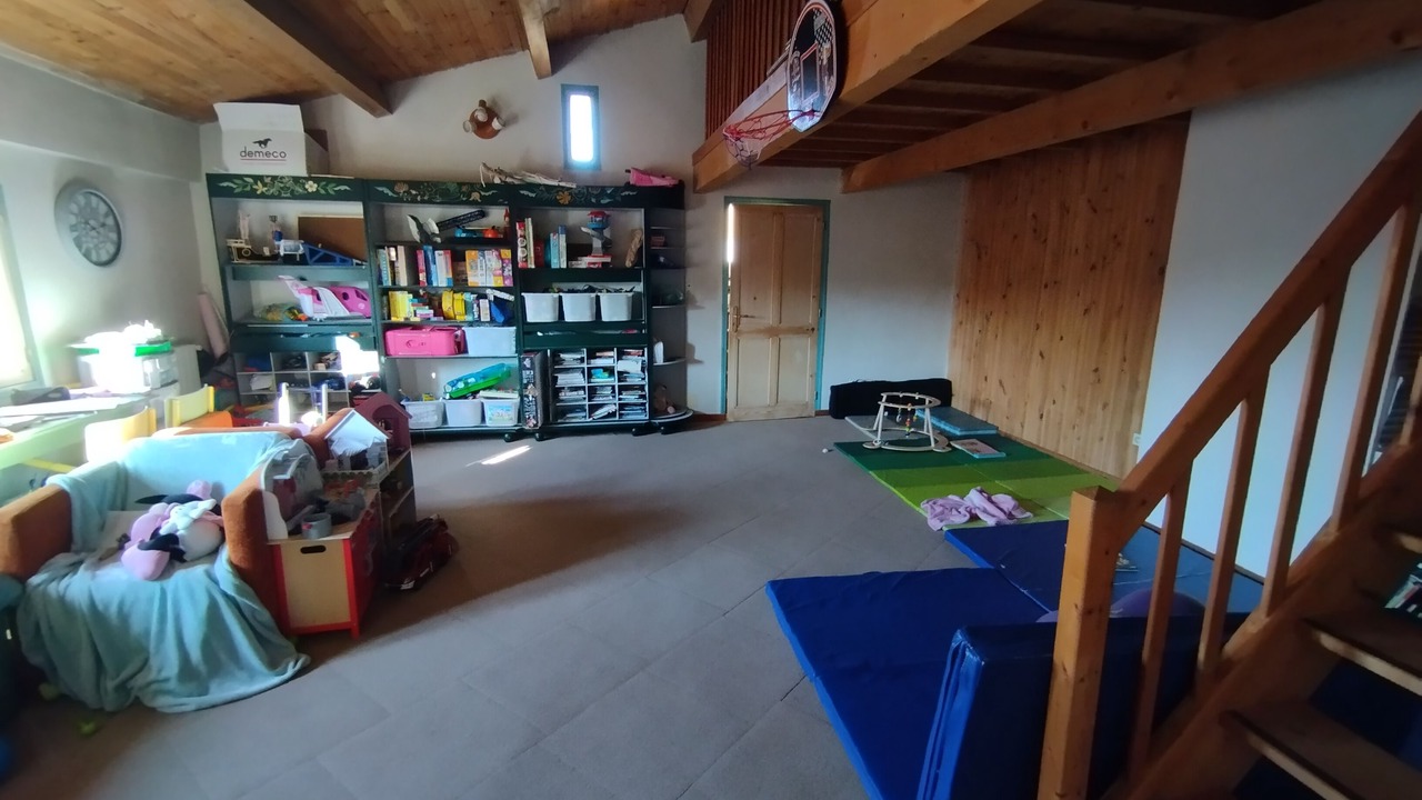 Photo of Others in Saint-Quentin-la-Poterie