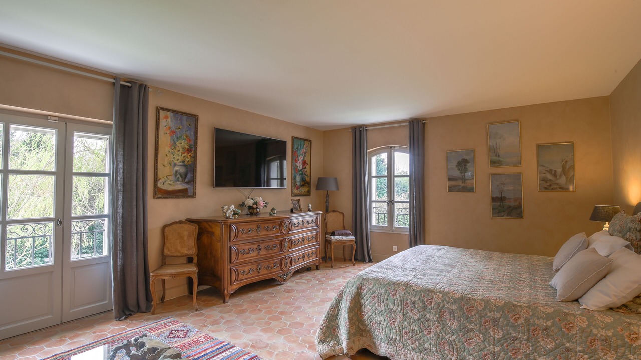 Photo of Bedroom in Saint-Andiol