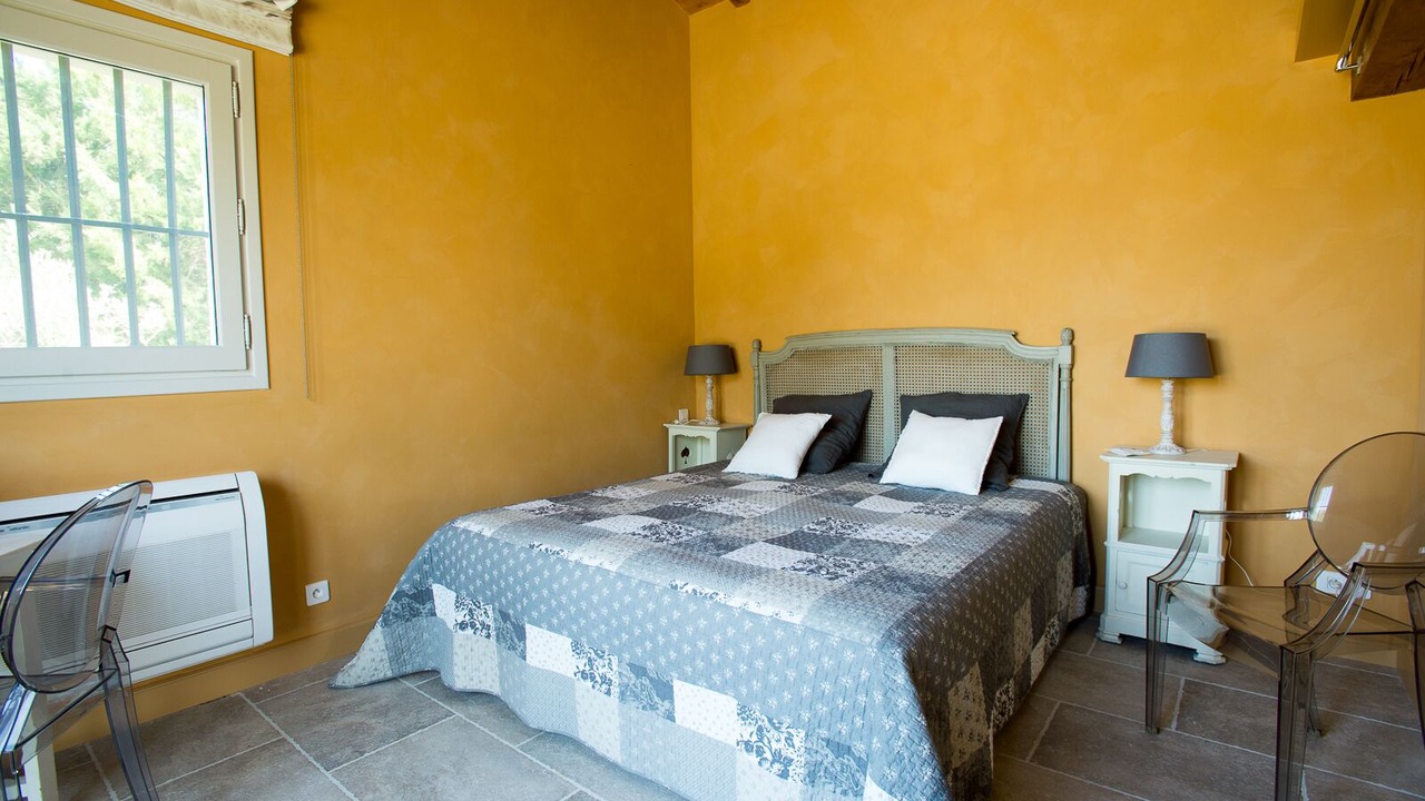 Photo of Bedroom in Saint-Andiol