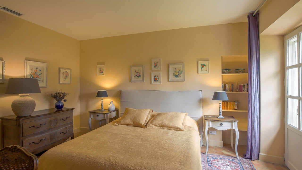 Photo of Bedroom in Saint-Andiol
