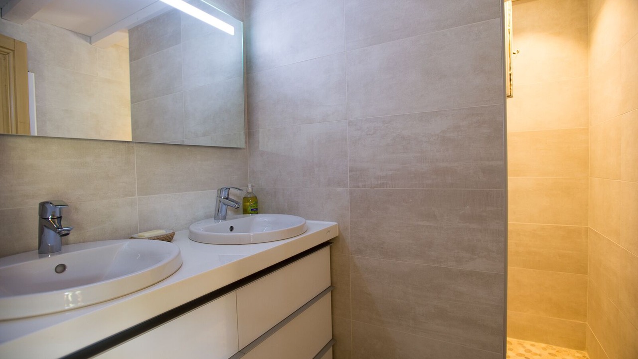 Photo of Bathroom in Saint-Andiol