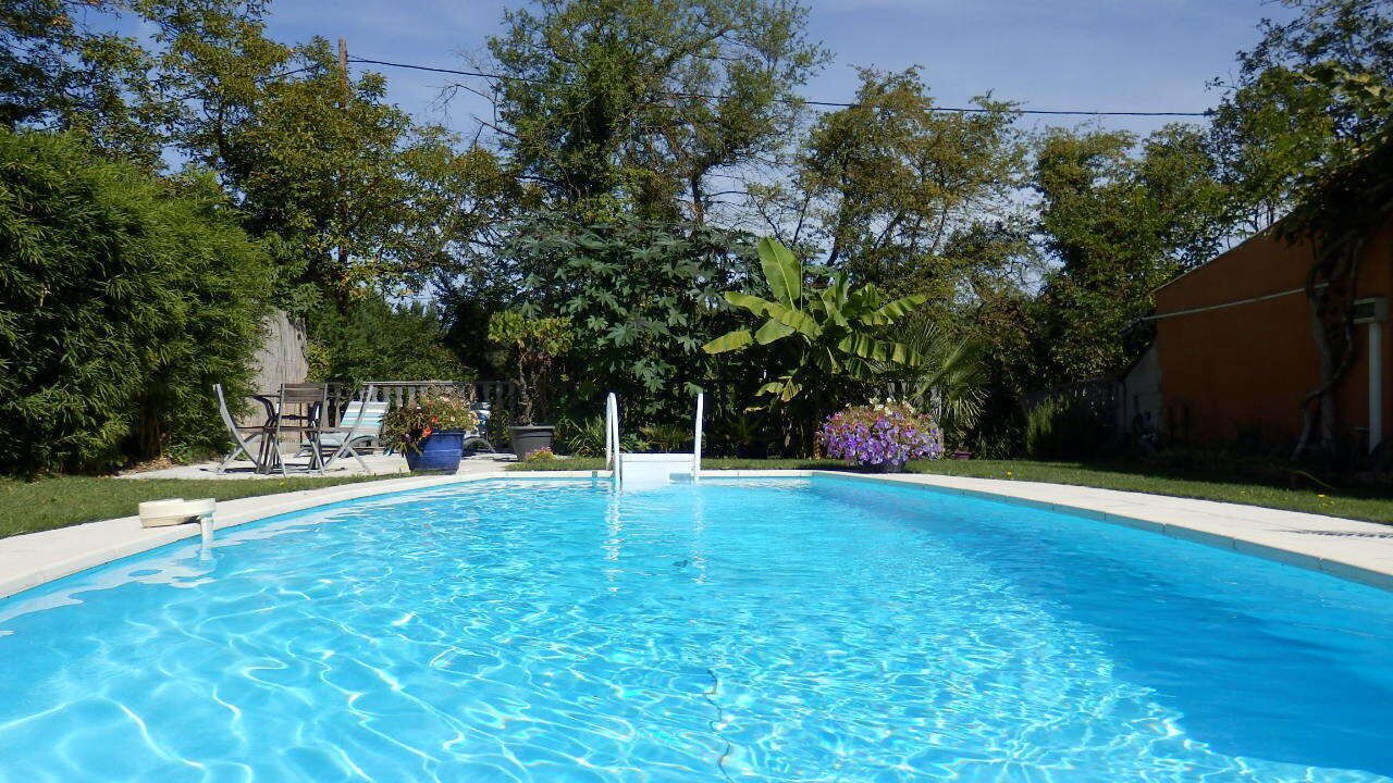 Photo of Outdoor in Velleron