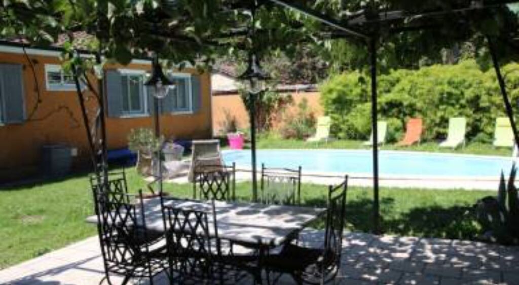 Photo of Outdoor in Velleron