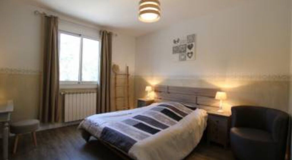Photo of Bedroom in Velleron