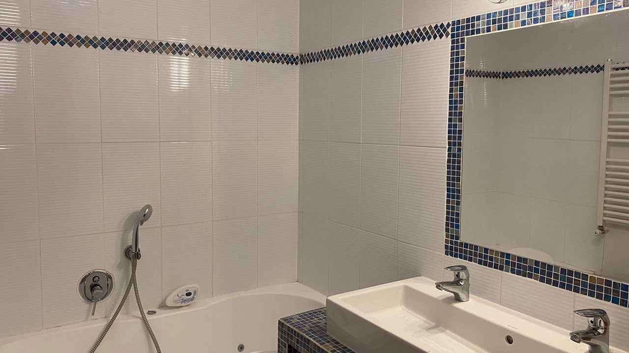 Photo of Bathroom in Cavaillon