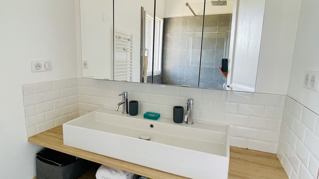 Photo of Bathroom in Cavaillon