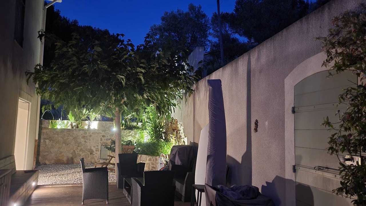 Photo of Patio Balcony in Le Redon