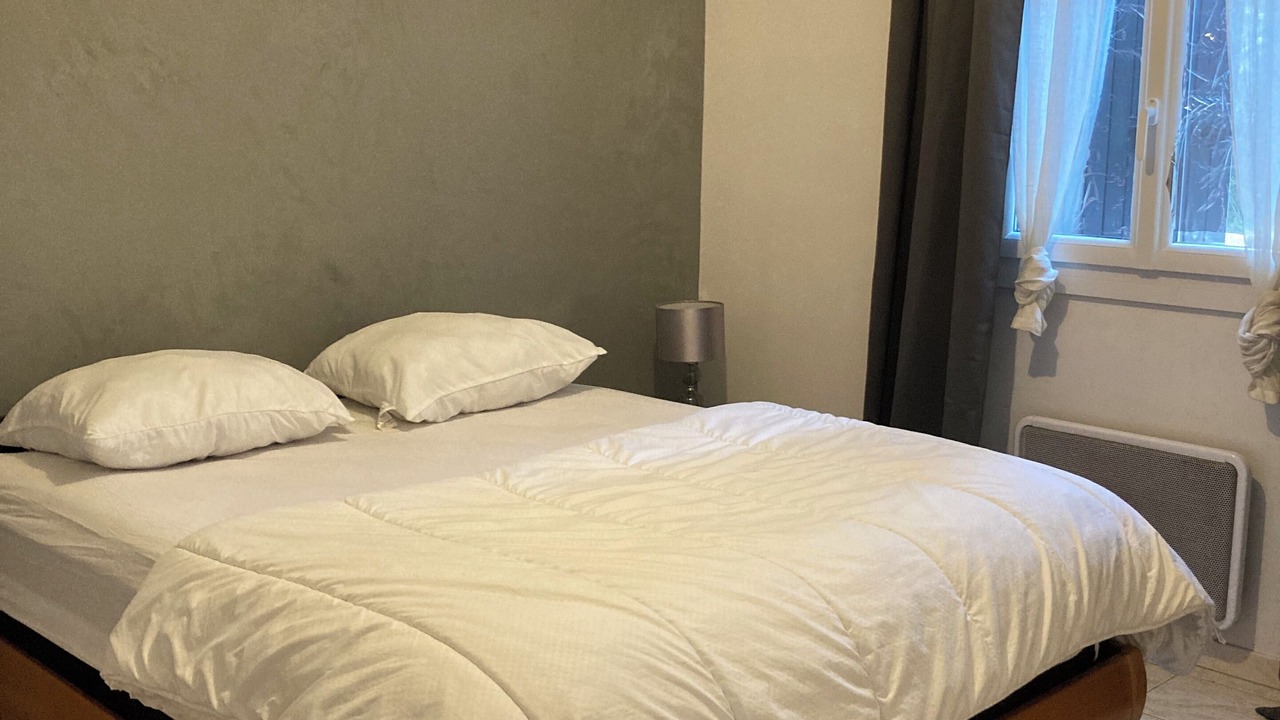 Photo of Bedroom in Salon-de-Provence