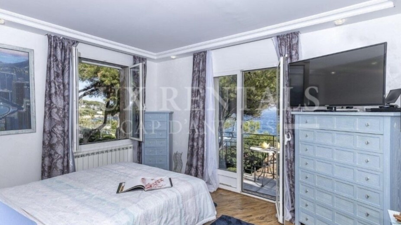 Photo of Bedroom in Cap-d'Antibes