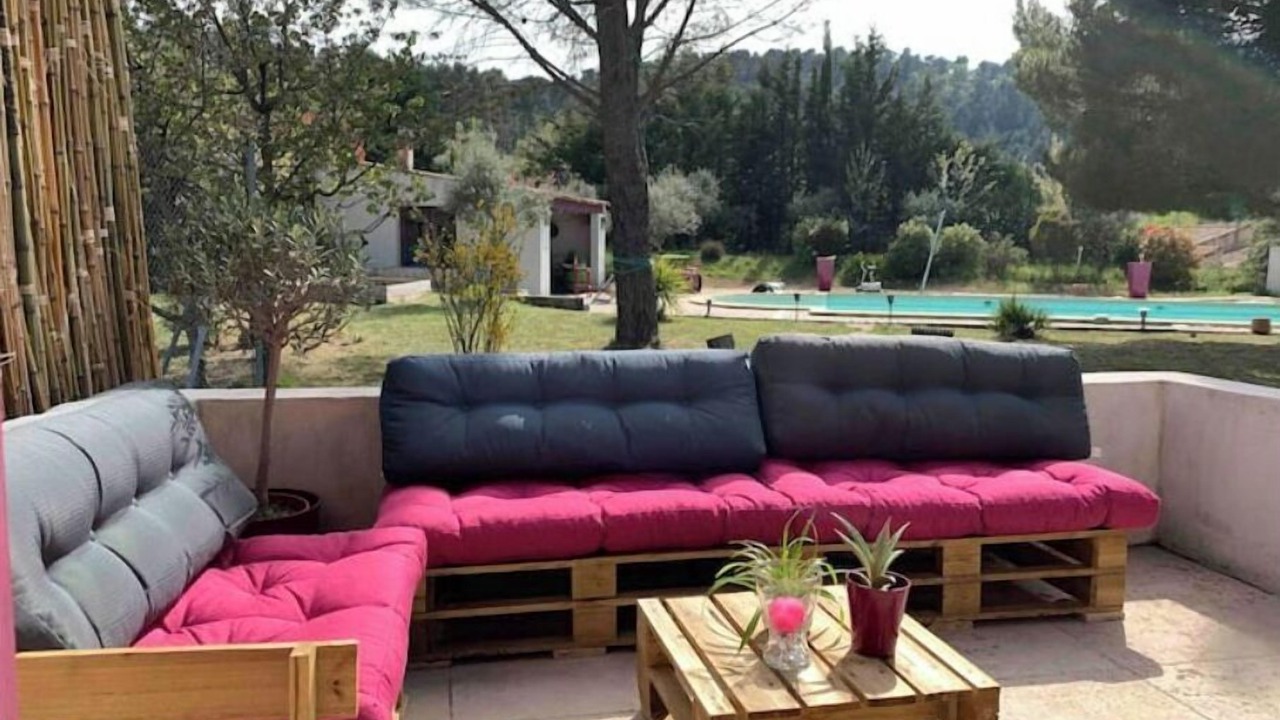 Photo of Outdoor in Simiane-Collongue