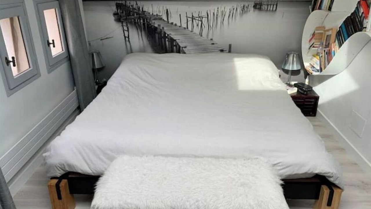 Photo of Bedroom in Simiane-Collongue